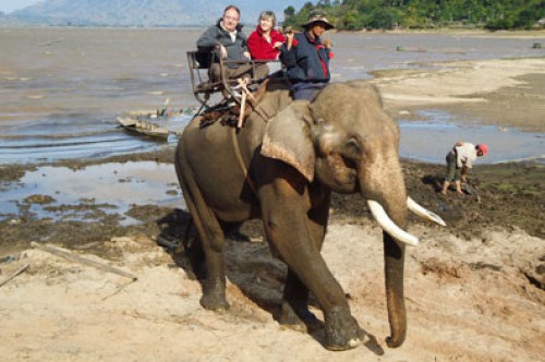 Voyage au Vietnam du Sud et séjours à plage Phu Quoc du groupe de madame et monsieur Olivier et Marie-Josephe ANTOINE